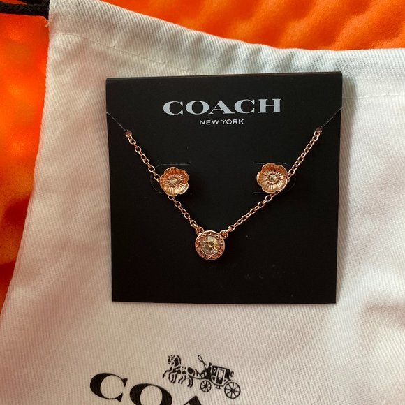 Coach Open Circle Necklace and Tea Rose Stud Set - Picture 4 of 5